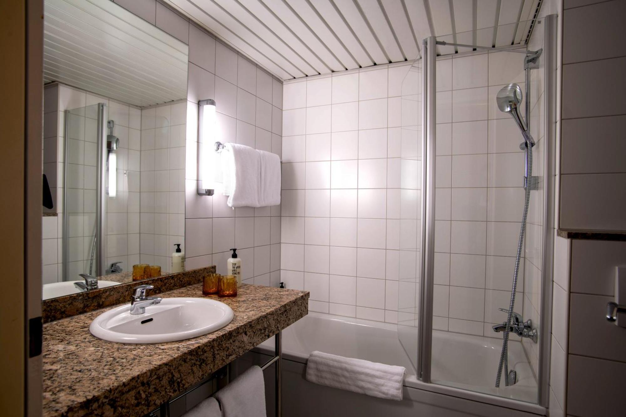 Best Western Conference Airporthotel Frankfurt Moerfelden Eksteriør bilde